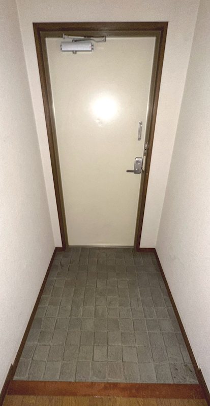 リバーサイド蘭 玄関