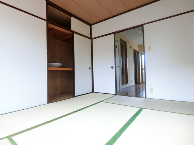 ハイツ櫛田 ベッドルーム
