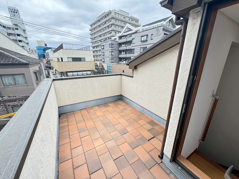東日暮里２丁目貸家 ベランダ