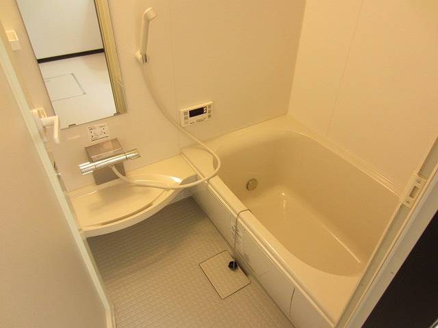 クロバーハイツＡ棟  風呂画像