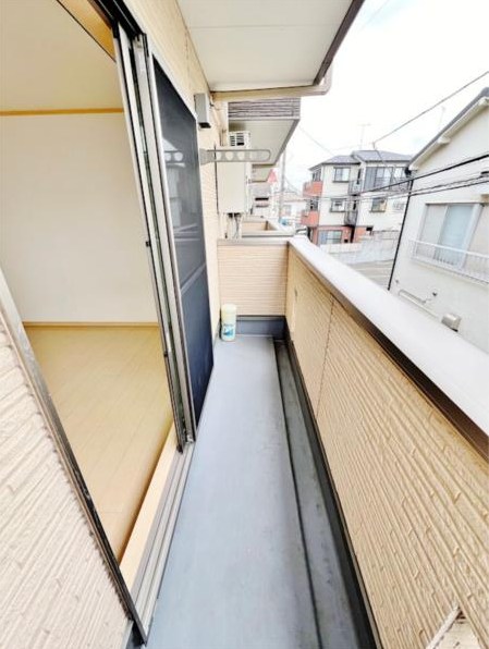 シャトレバレ町屋 ベランダ