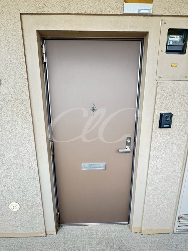 フォンテーヌ清水 玄関