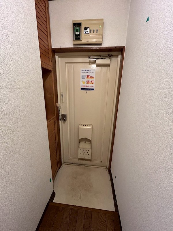 第10小倉ハイコーポ 玄関