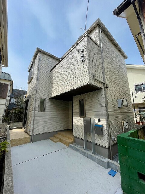 新宿３丁目戸建 外観