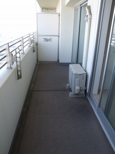 ロイヤルパークスタワー南千住 ベランダ