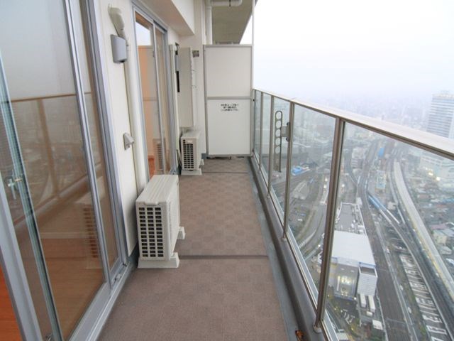 ロイヤルパークスタワー南千住 ベランダ