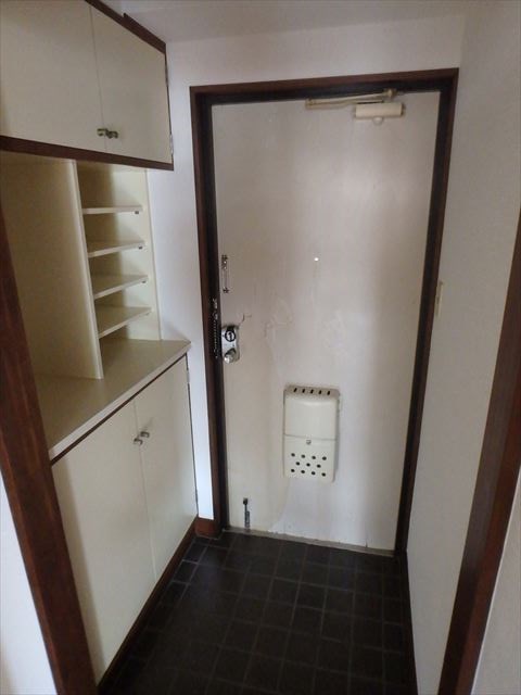 小泉ビル 玄関
