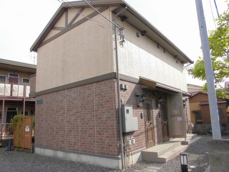 RIVER SIDE MOON HONDEN 外観