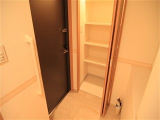 ロイヤルパークスシーサー南千住  玄関