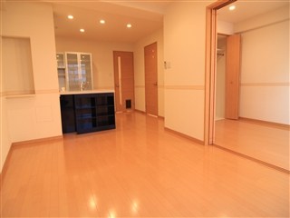 ロイヤルパークスシーサー南千住  リビング