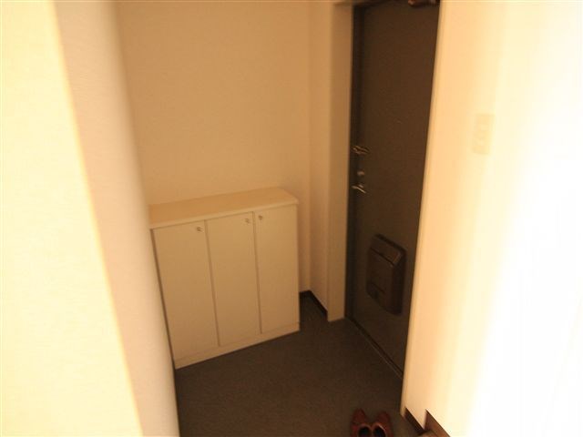 ＴＳ中野ビル 玄関