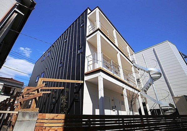TRIBECA   外観