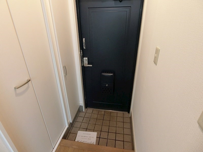 コーポかすが 玄関
