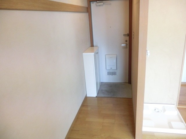 田山ビル 玄関