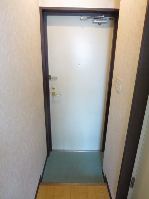 エバプラザ 玄関