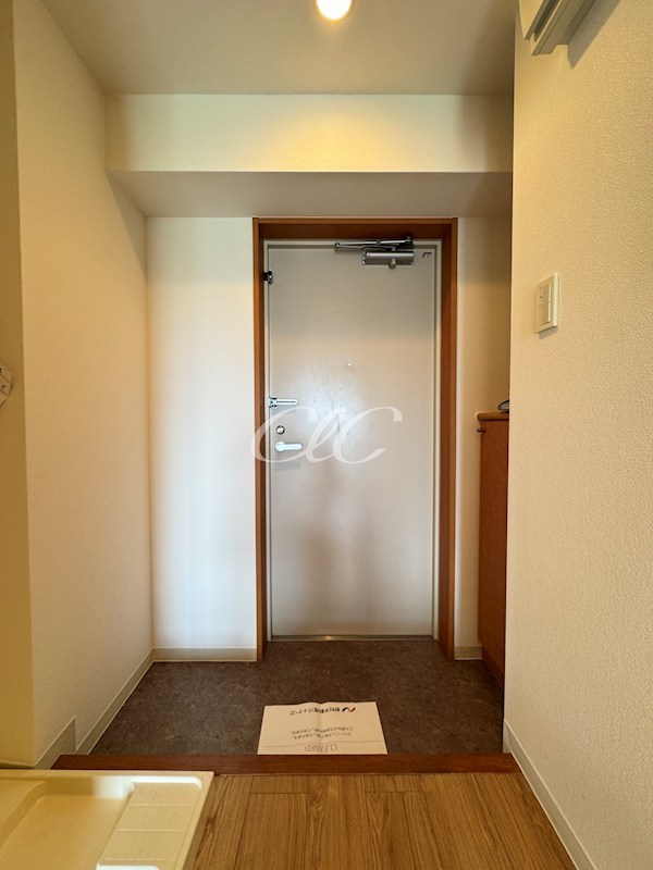 プライムアーバン平井 玄関