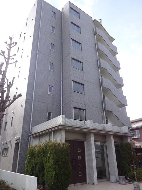 スコラタワー 外観