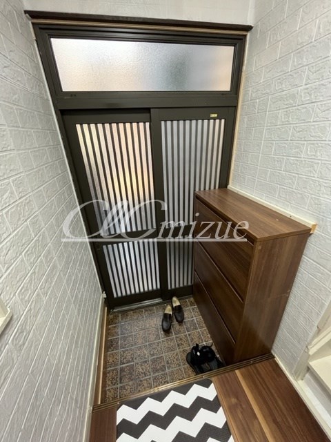 東瑞江戸建 玄関