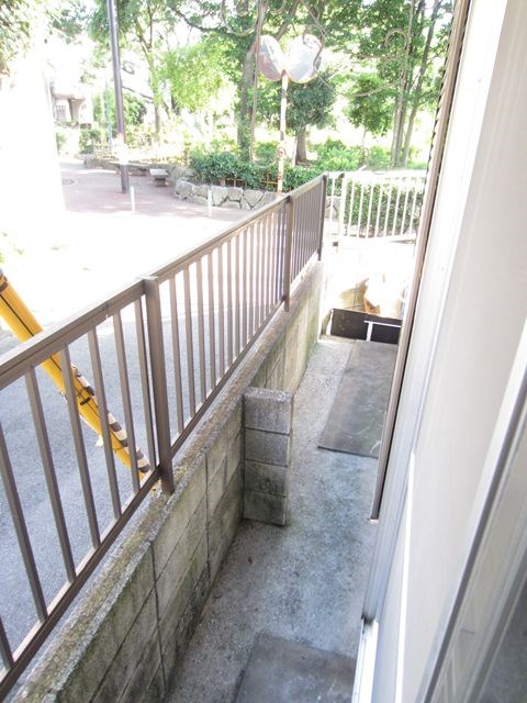 メゾン柳原Ａ棟 ベランダ
