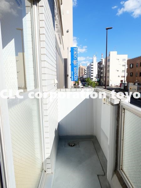 ソリッドリファイン大島 ベランダ