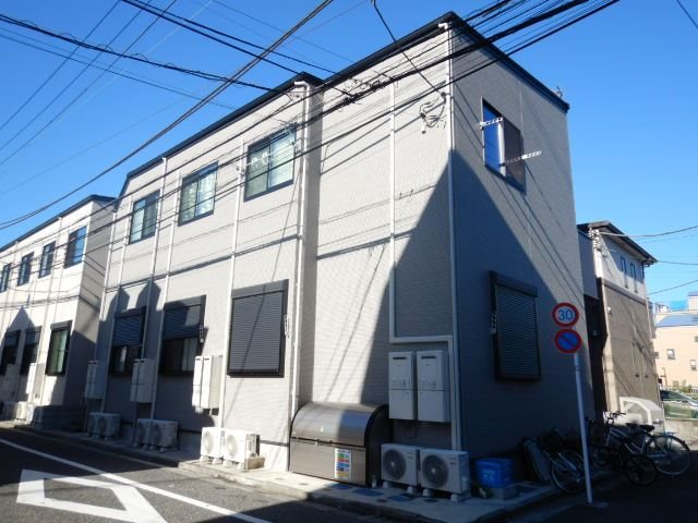 ベレッツァ 外観