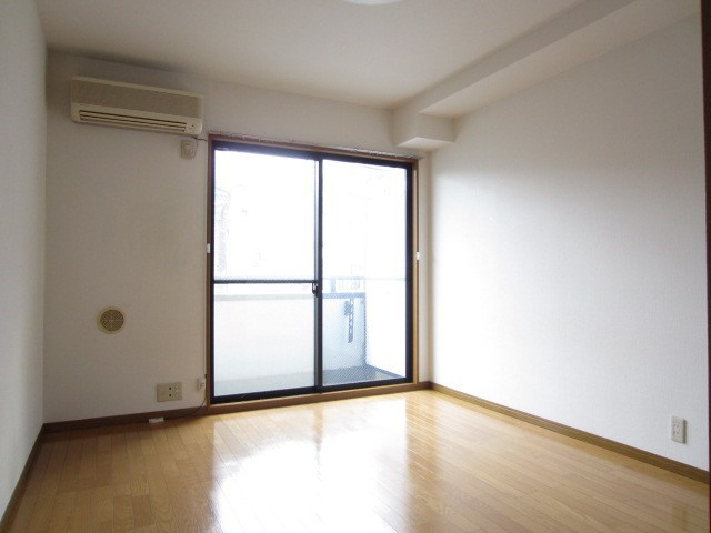 グランデュールヨシタケ リビング