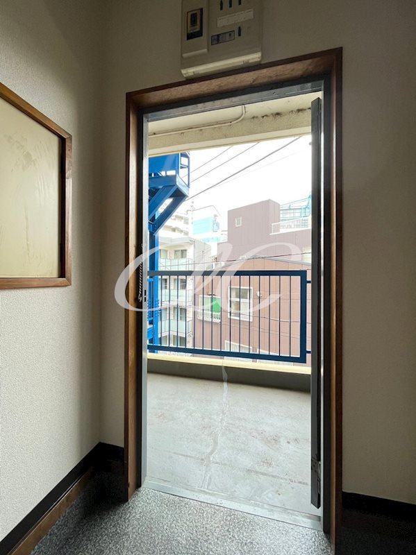 マンション鳥信 玄関