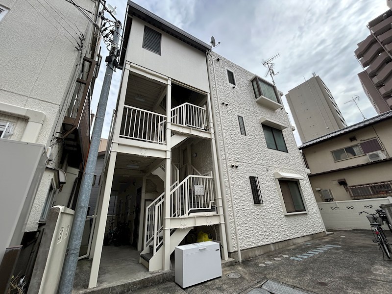 クリスタル和幸 外観