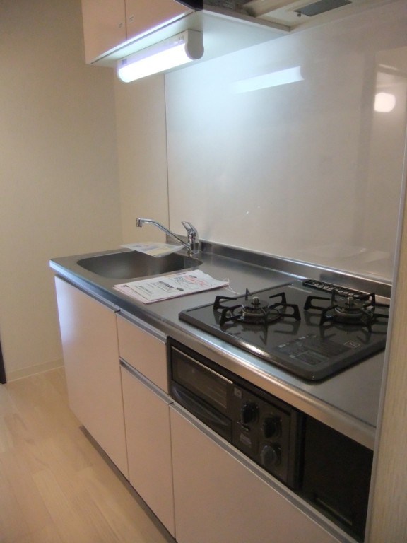 Ａｐａｒｔｍｅｎｔ桜 キッチン