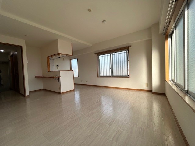 三家第２ビル リビング