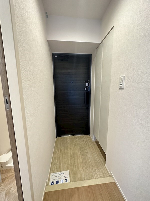 ダーシャモリ 玄関