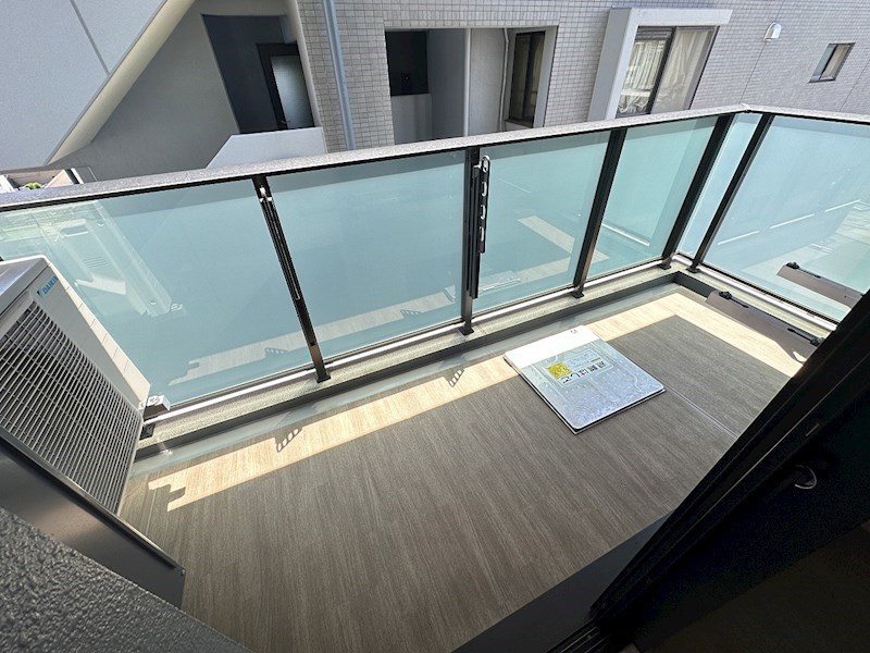 ダーシャモリ ベランダ