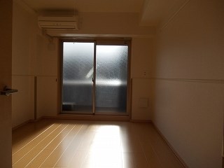カーサ内山 ベッドルーム