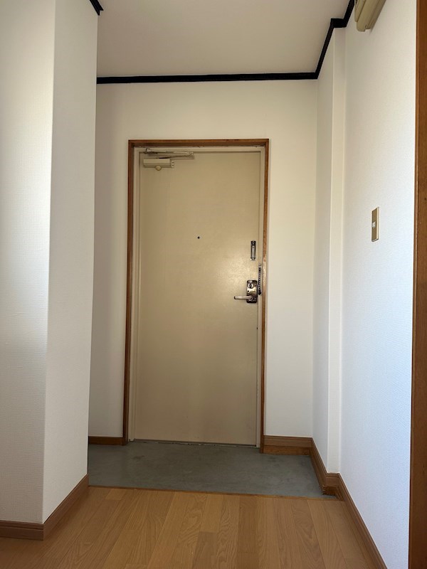 ＬＥ・ＶＩＬＬＡＧＥひらい 玄関