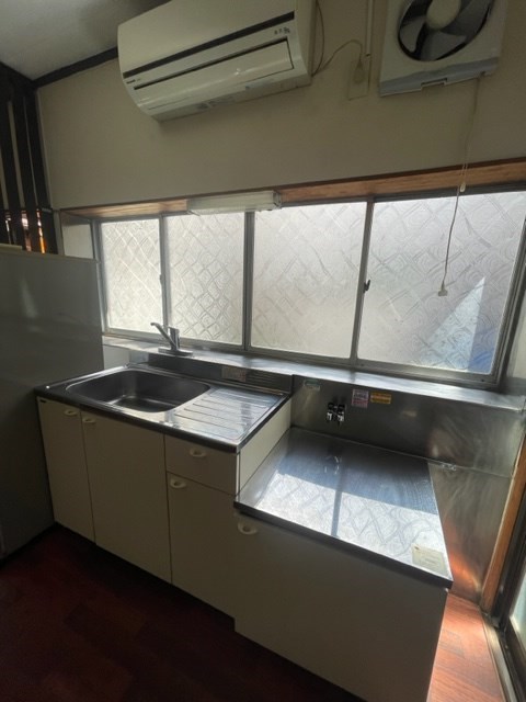 本一色戸建 キッチン