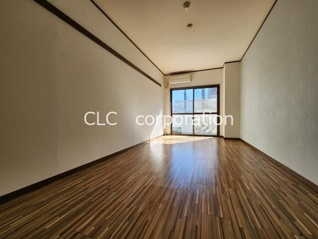 シャインドミール リビング