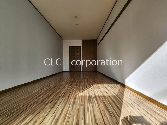 シャインドミール ベッドルーム