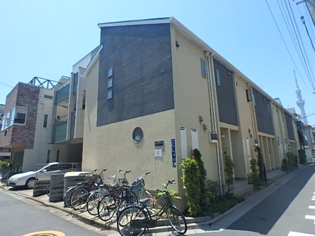 ピノーラ    外観