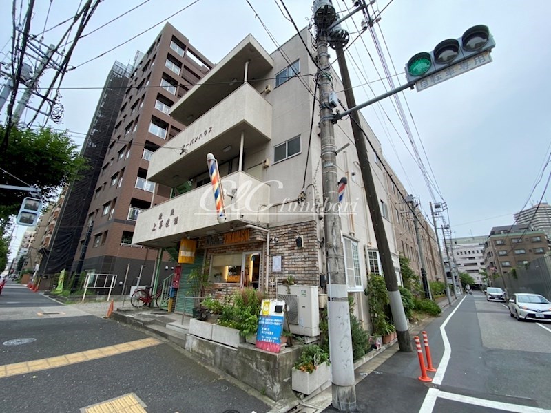 アーバンハウス 外観写真