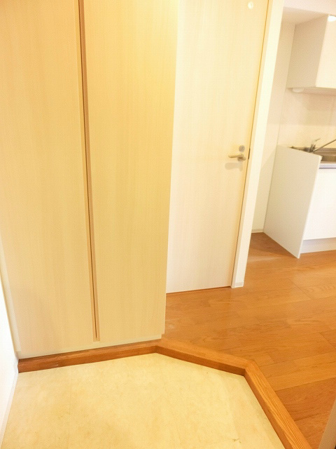 リベール入谷 玄関