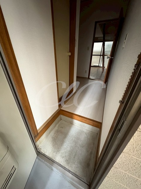 恒陽ハイツ 玄関
