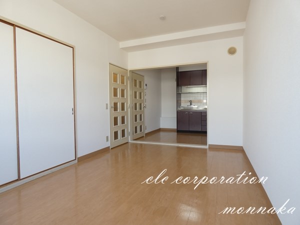 コーポリヴァーストン リビング