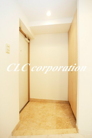ドゥーエ新川  玄関