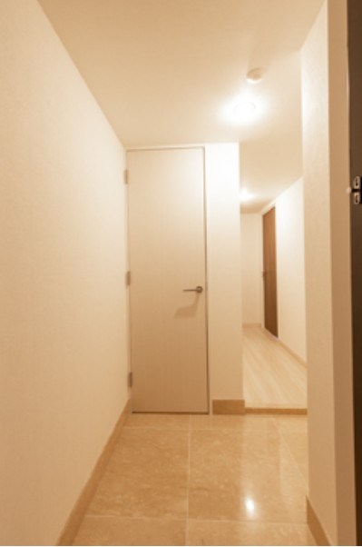 コートラクリア人形町 玄関