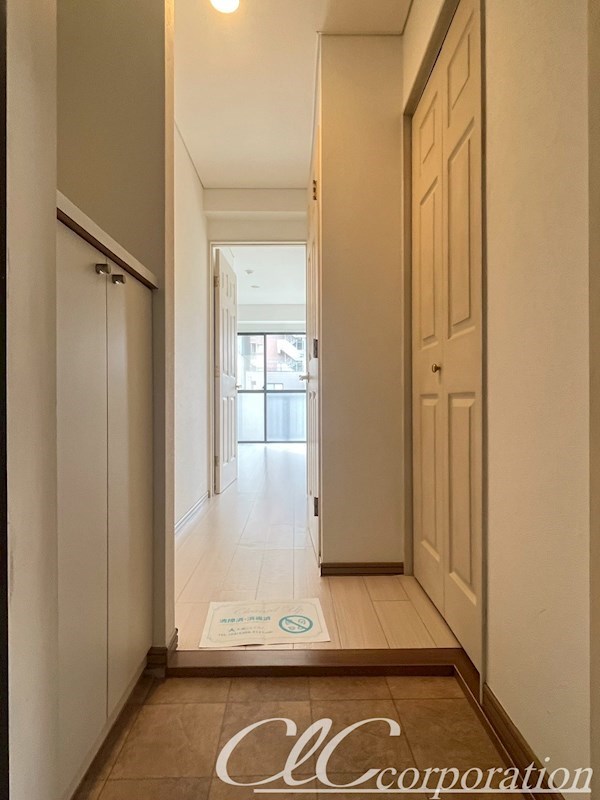 クレーテⅡ篠崎 玄関