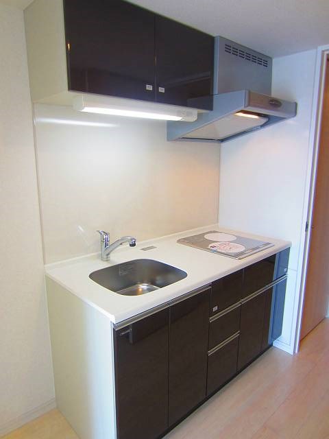 シュールフローレ キッチン