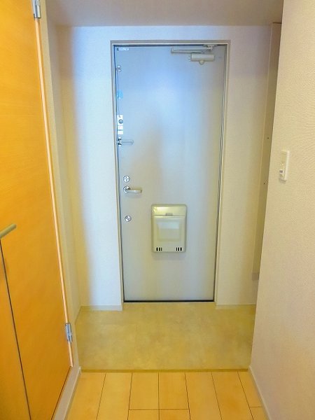 バルーム８ 玄関