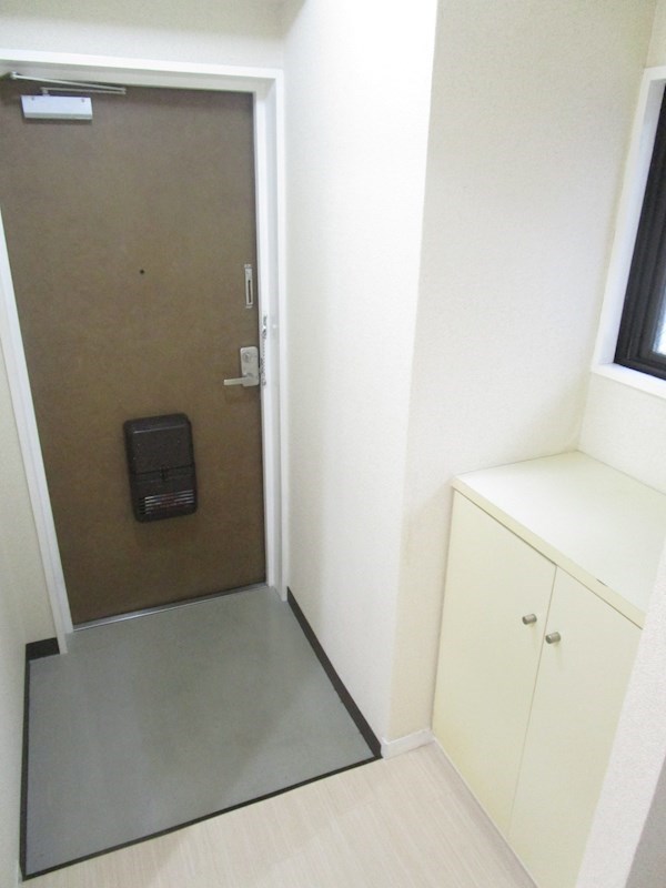 北千住慶寿苑ビル 玄関