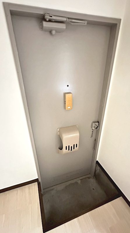 カトラセゾン３ 玄関