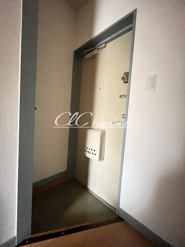 スカイビル 玄関